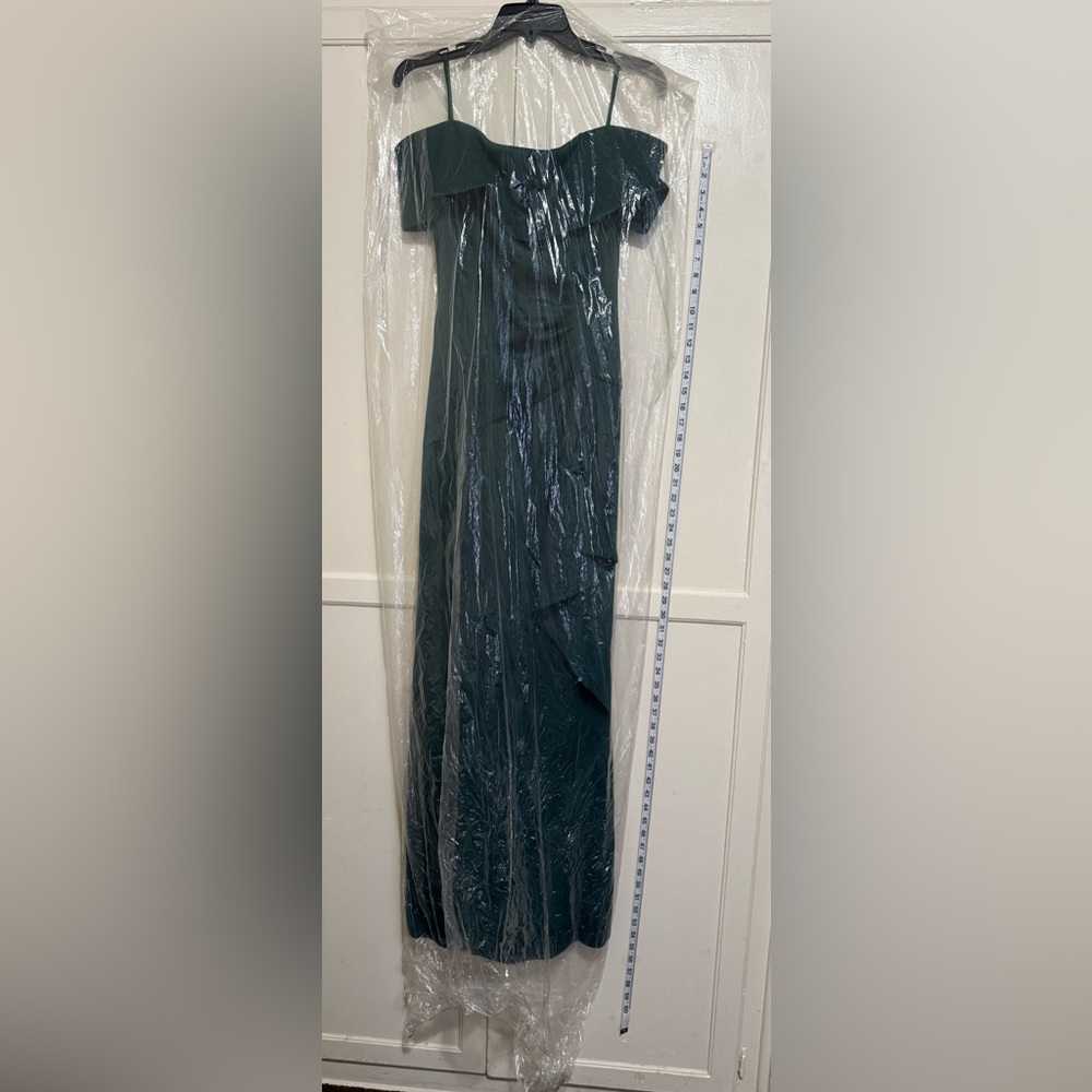 Xscape Emerald Green Asymmetrical Off-the-Shoulder Dress - Picture 3 of 12